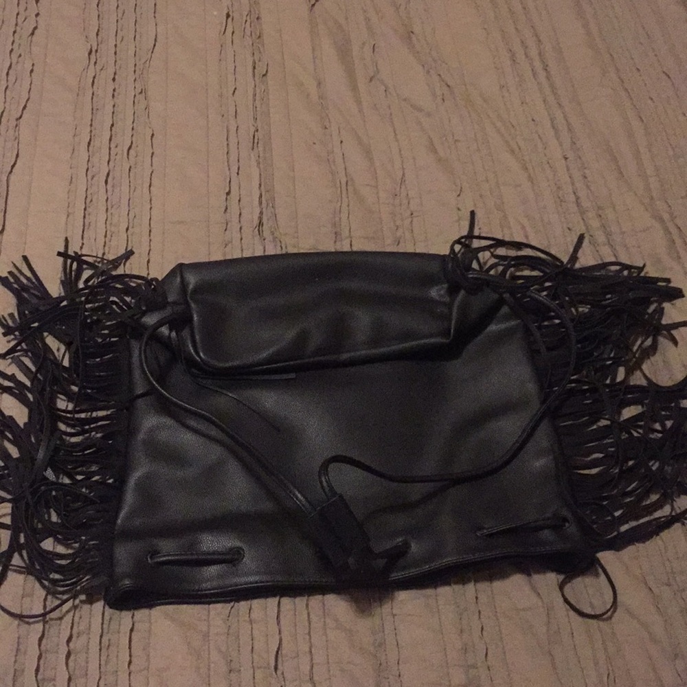 Black backpack - Picture 3 of 5